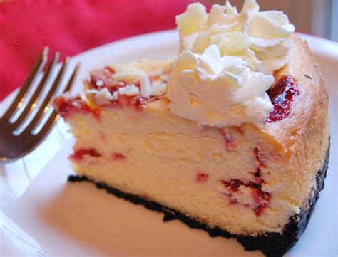 Chef Mommy: Cheesecake Factory's White Chocolate Raspberry Truffle Cheesecake