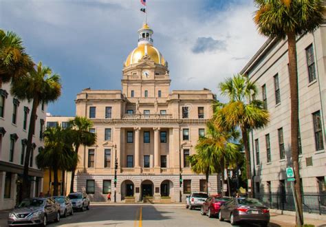 Savannah Georgia City Hall Building. Editorial Stock Photo - Image of politician, government ...