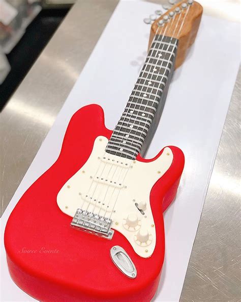 3d Electric Guitar Cake – Soiree