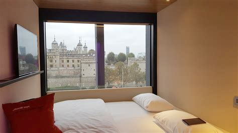 citizenM Tower of London - Hotel Designs