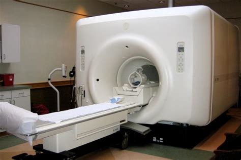 CT Scan vs MRI - Difference and Comparison | Diffen