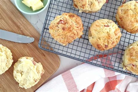 How to make Cheese And Bacon Scones Recipe