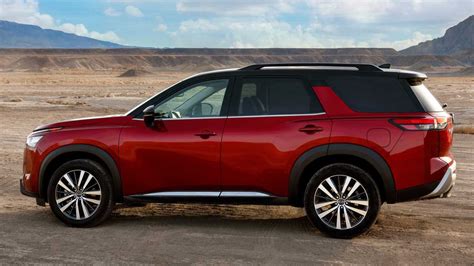 ¿Te interesaría comprar el Nissan Pathfinder 2021?