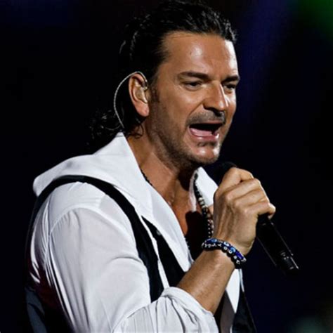 Ricardo Arjona Tour Dates & Concert Tickets