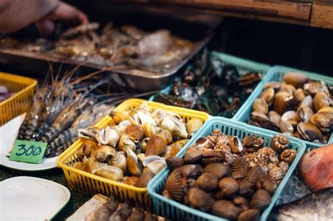 Premium Photo | Fresh seafood at the street market