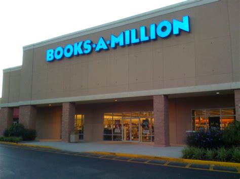 Day 39 - Largest Bookstore in Sanford is Books A Million by Seminole Towne Center - Sanford 365