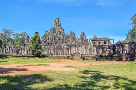 Bayon Temple - Ancient Stone Temple with Smiling Faces in Angkor – Go Guides