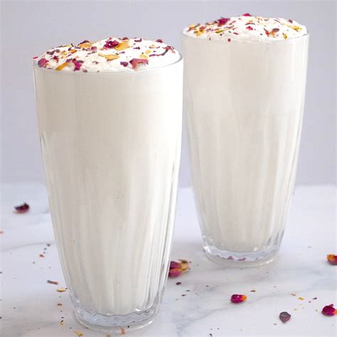 The Best Sweet Lassi (Indian Yogurt Drink) - Piping Pot Curry