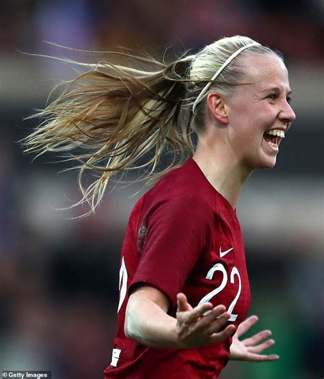 England 2-1 Spain: Beth Mead and Ellen White help hosts to win as World Cup preparations ...