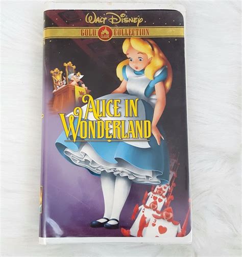 Alice in Wonderland VHS, 2000, Gold Collection Edition Clam Shell | Alice in wonderland, Disney ...