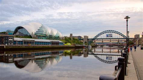 Quayside in Newcastle-upon-Tyne, England | Expedia