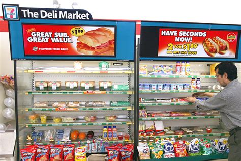 In Convenience Stores: More Food, Fewer Cigarettes - Bloomberg