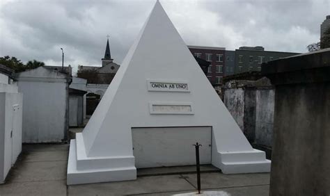 Nicolas Cage's Pyramid Tomb – New Orleans, Louisiana - Atlas Obscura