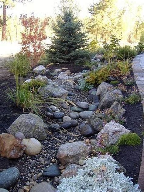 87 Dry River Bed Front Yard : Garden Design