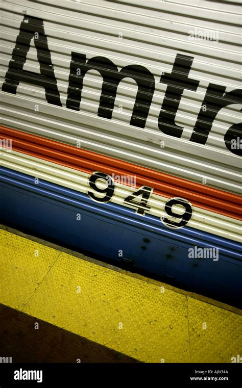 AMTRAK TRAIN NEW YORK USA Stock Photo - Alamy