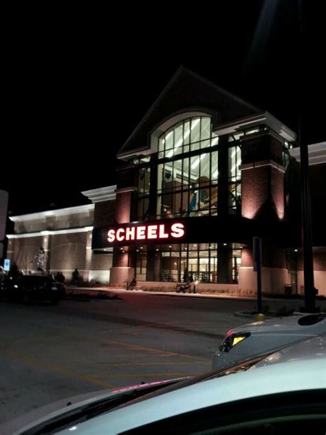 Scheels - Springfield, IL | Springfield illinois, Springfield, Best ...