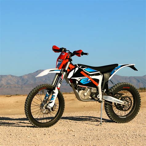 2023 KTM Freeride E-XC Review - Dirt Bike Test