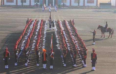 Attestation parade of 259 new recruits held at Maratha light infantry ...