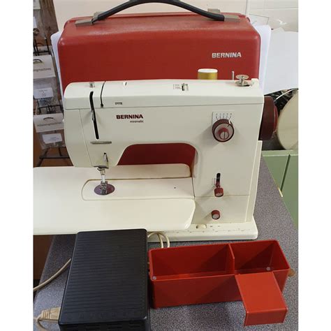 Bernina 807 Sewing Machine | Reconditioned | In2SewingMachines