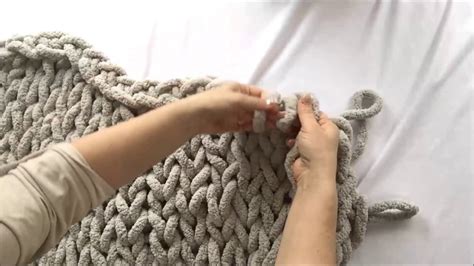 Bulky Yarn Crochet Afghan Patterns for Beginners Hand Knit Chunky Chenille Blanket 40x60 Becozi ...