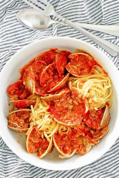 Red Clam Sauce is a wonderful Italian sauce to serve with linguine or your favorite pasta. Get ...