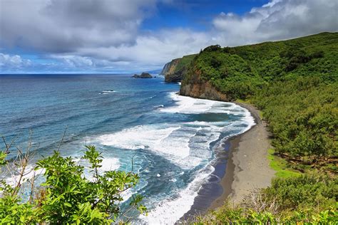 Beyond the Lookout: Exploring the Big Island's Pololu Valley - Hawaii Magazine