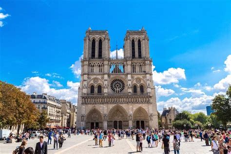 8 Most Famous Landmarks in France | France itinerary, France, Landmarks