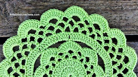 KristinesCrochets : Easy Rustic Flower Doily Free Crochet Pattern