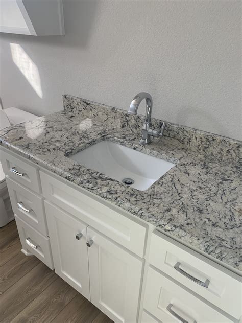 White Kitchen Cabinets With Gray Granite Countertops: A Perfect ...