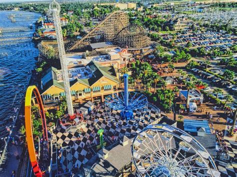 Kemah Boardwalk - Go Wandering