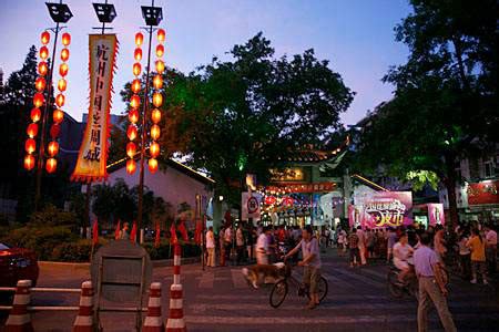 Hangzhou Nightlife Booming Due to Increase in Tourist Spending ...