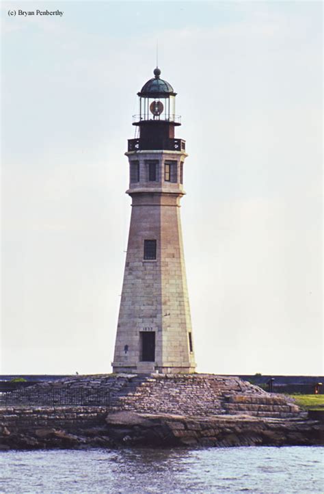 Buffalo Main Lighthouse - Buffalo, New York