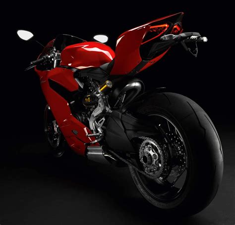 DUCATI 1199 Panigale (2011-2012) Specs, Performance & Photos ...