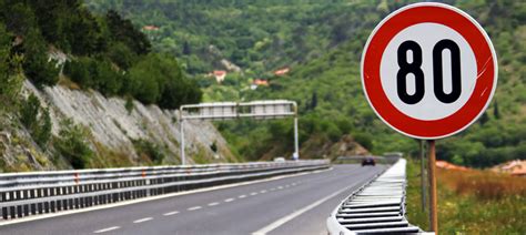 Speed Limits and Driving Laws From Around the World | rentalcars.com