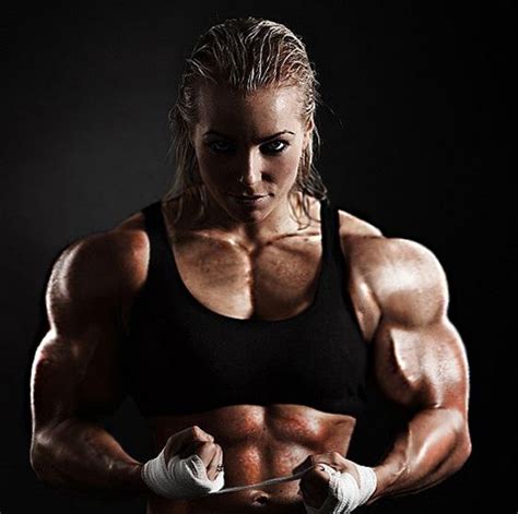 15 Photos of Muscular and Bodybuilding Women | Muscular women, Muscle ...