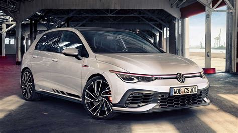 2021 Volkswagen Golf GTI Clubsport turns up the heat on the popular hot ...