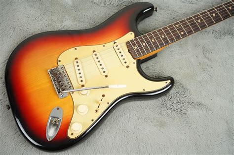 1962 Fender Stratocaster Sunburst Refin + HSC