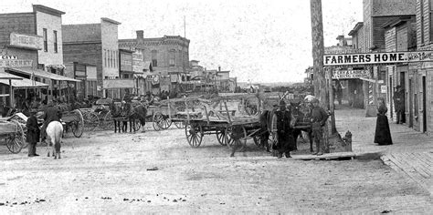 Downtown Crawford, Nebraska, 1895. | Photo essay, Photo, Street view