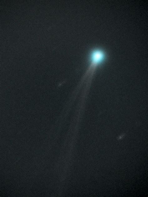 1st time capturing a comet [Comet C/2023 P1 (Nishimura Comet)] : r ...