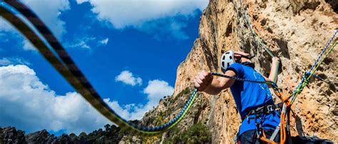 Best Tips To Choose A Climbing Rope