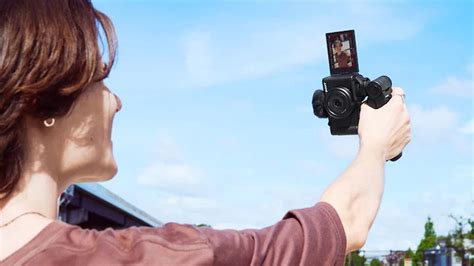 Best cameras for vlogging in 2023: from mirrorless to pocket sized ...