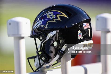 898 Baltimore Ravens Helmet Stock Photos, High-Res Pictures, and Images ...