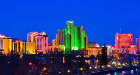 Reno, Nevada: Mountains of Entertainment