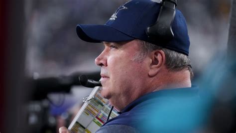 Dallas Cowboys' Mike McCarthy blasted for team's laughable first-half ...