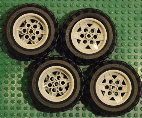 Lego 68.7 x 34 R wheel and tyre Actual Size Image