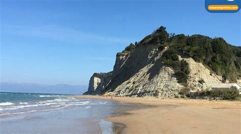 Agios Stefanos Beach (Corfu) - VacanzeGreche