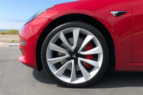 Tesla confirms it's working on an aftermarket Model 3 Performance Upgrade package - CNET