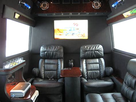 AUTOFLOOR 303: presidential limousine interior