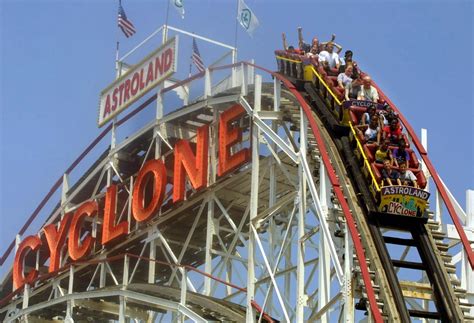 Iconic New York Rollercoaster Turns 89