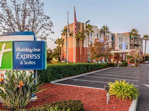 Hotel In Fremont, CA | Holiday Inn Express & Suites Fremont - Milpitas Central